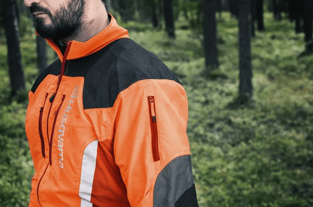 Husqvarna 505631610 Rain Jacket Back Protection with Sleeves One Size 